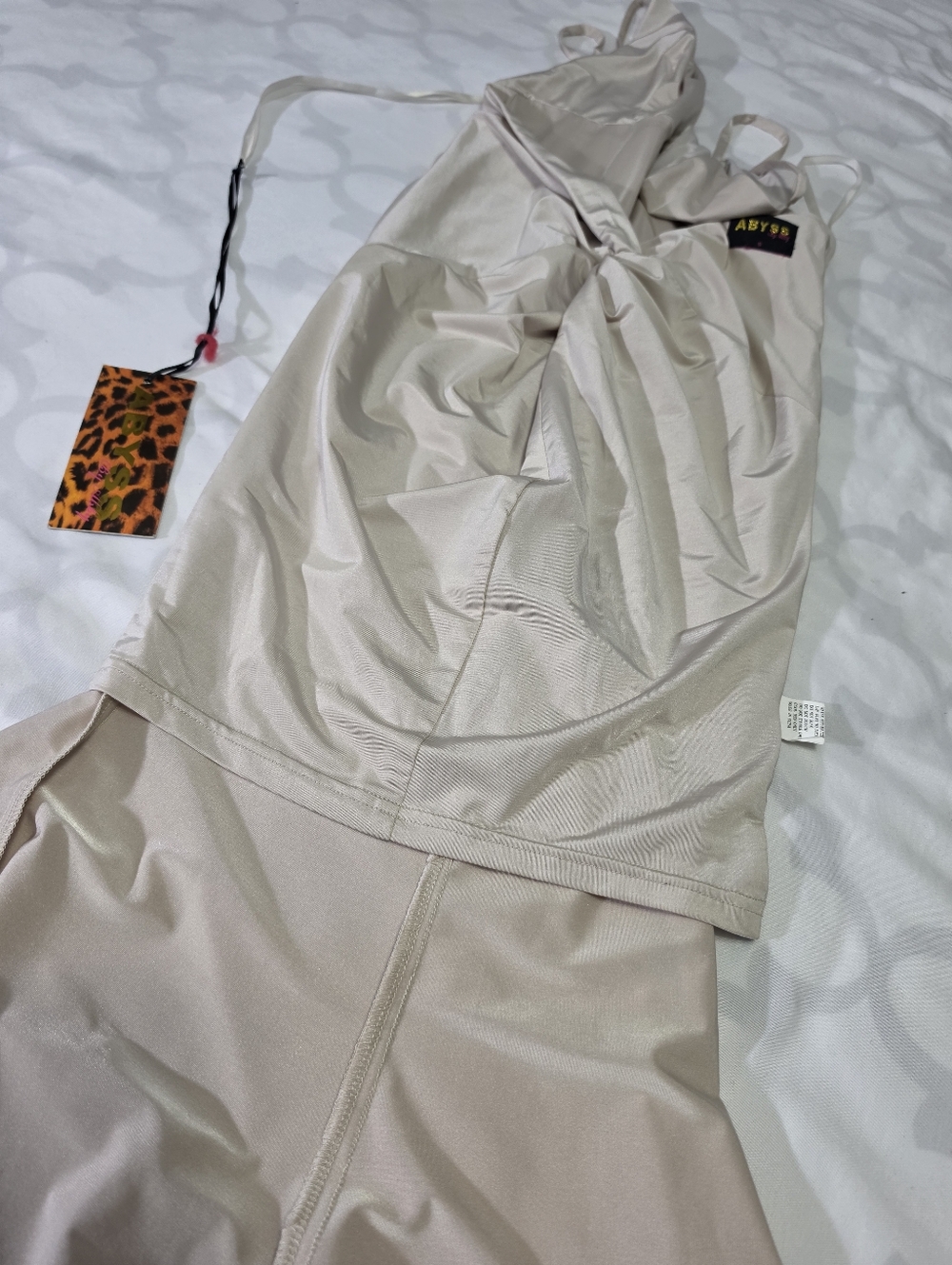 Abyss by Abby Long Tail Knot Back NWT Size Small - Picture 13 of 16